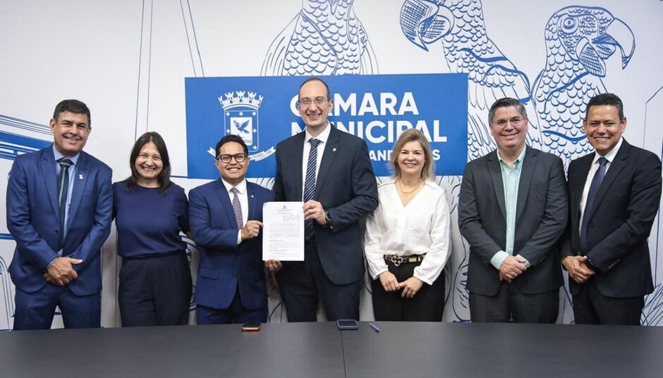 C&acirc;mara e Defensoria renovam coopera&ccedil;&atilde;o 