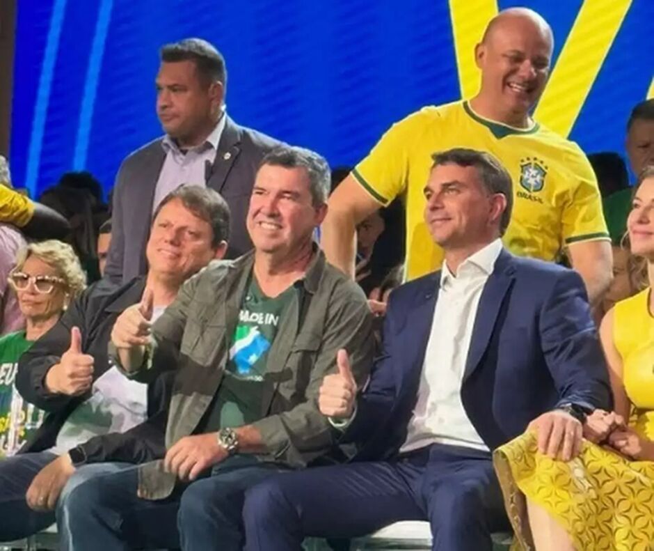 Candidatos querem Fl&aacute;vio em MS 