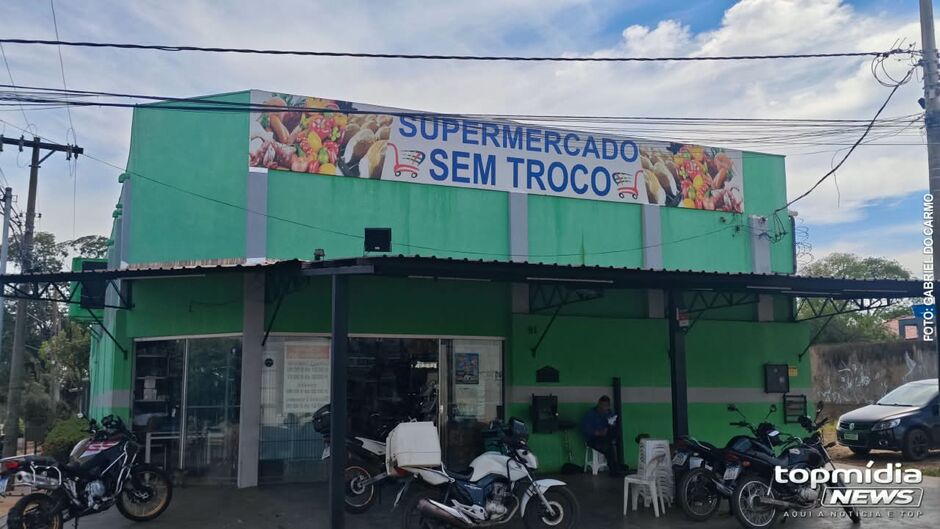 Rosalino se diverte com rea&ccedil;&otilde;es das pessoas 