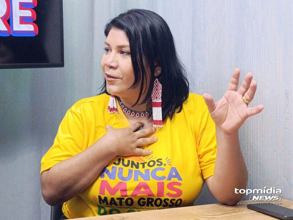 Escritora diz ser inspira&ccedil;&atilde;o para crian&ccedil;as