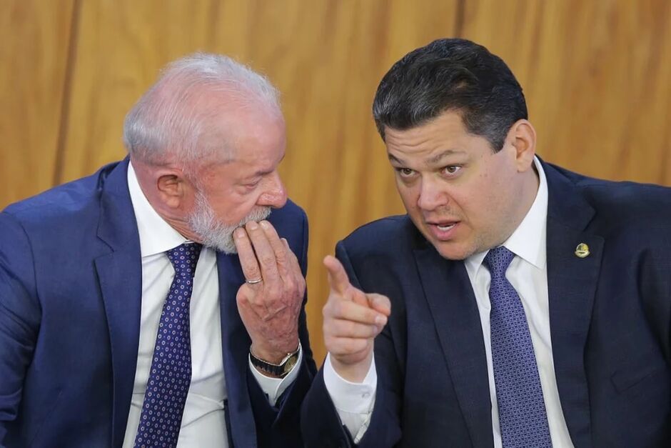Lula conquistou apoio de Alcolumbre 