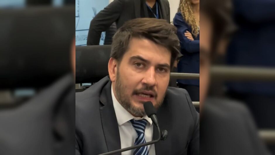 Tavares cobrou melhoria das vias 