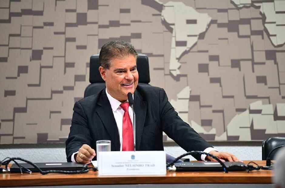Nelsinho Trad celebra aprova&ccedil;&atilde;o 