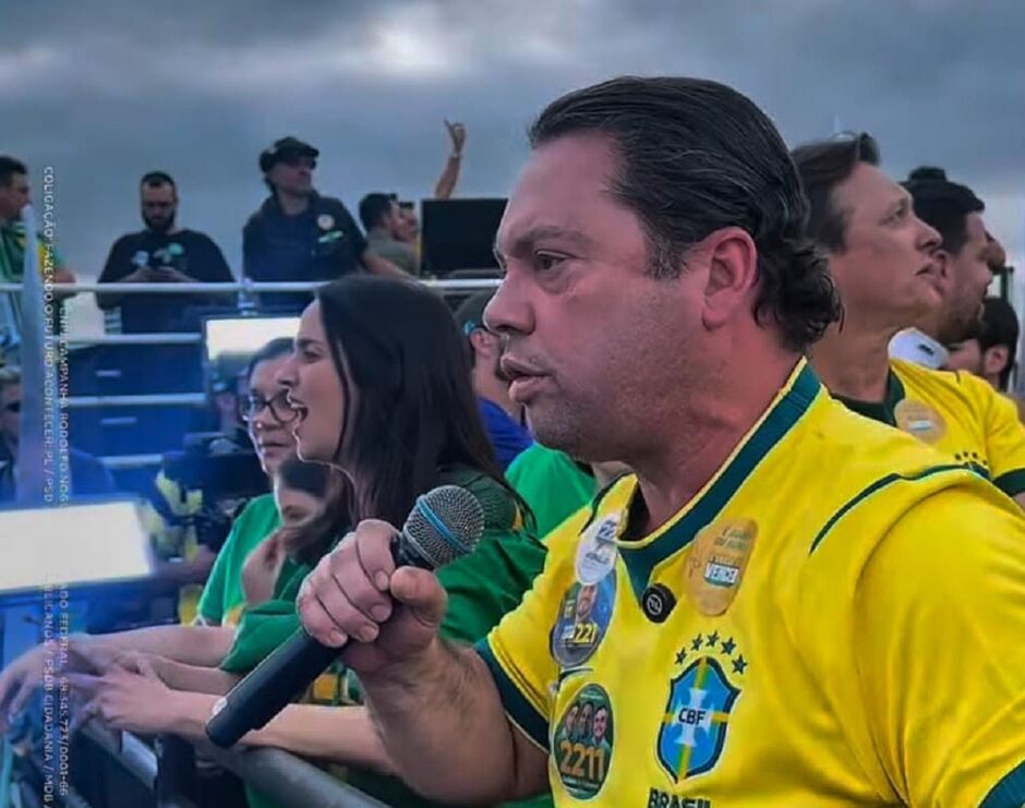 Nogueira diz que votar em Vander &eacute; risco