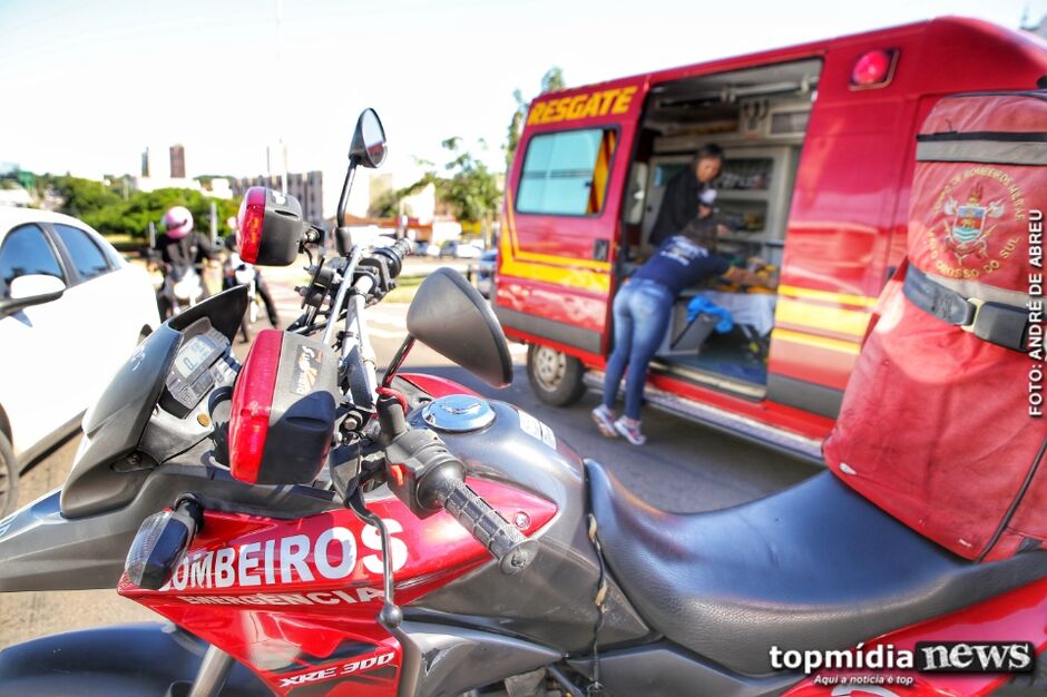 Vítimas foram socorridas pelos bombeiros