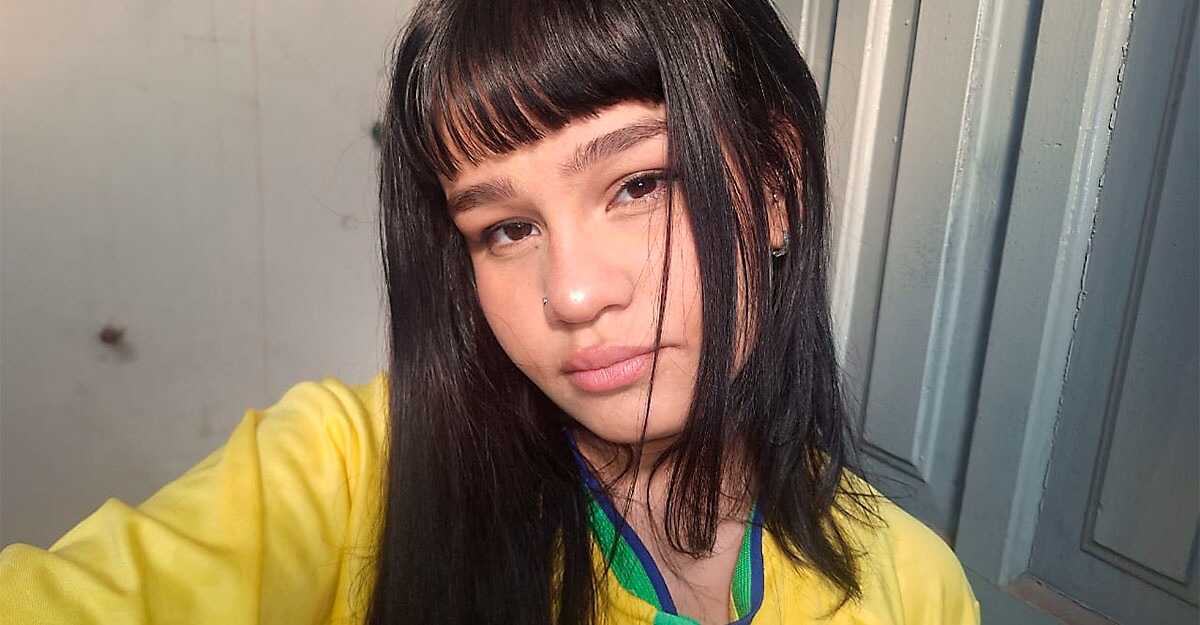 Viu a Emilli? Adolescente de 15 anos desaparece após fugir durante a ...