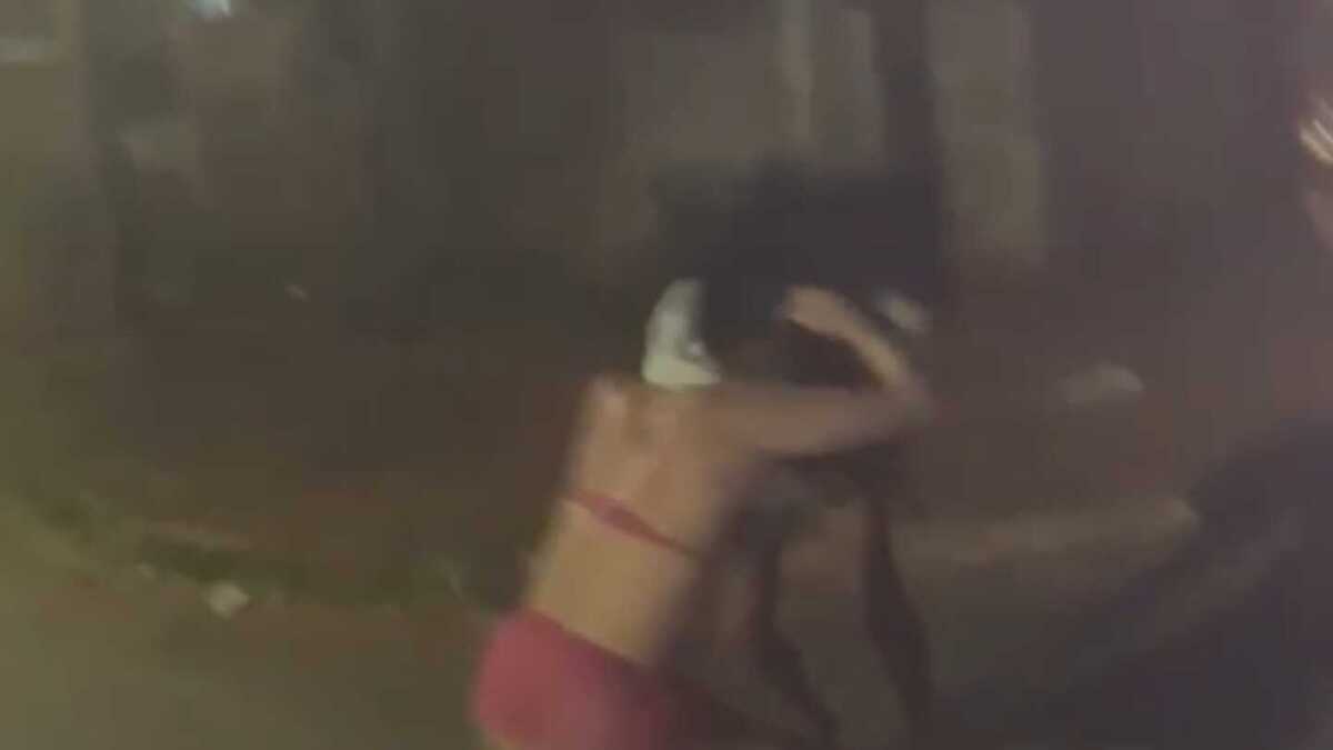 Travestis saem no tapa, queimam cabelo e trocam acusações na Vila Progresso (vídeo)