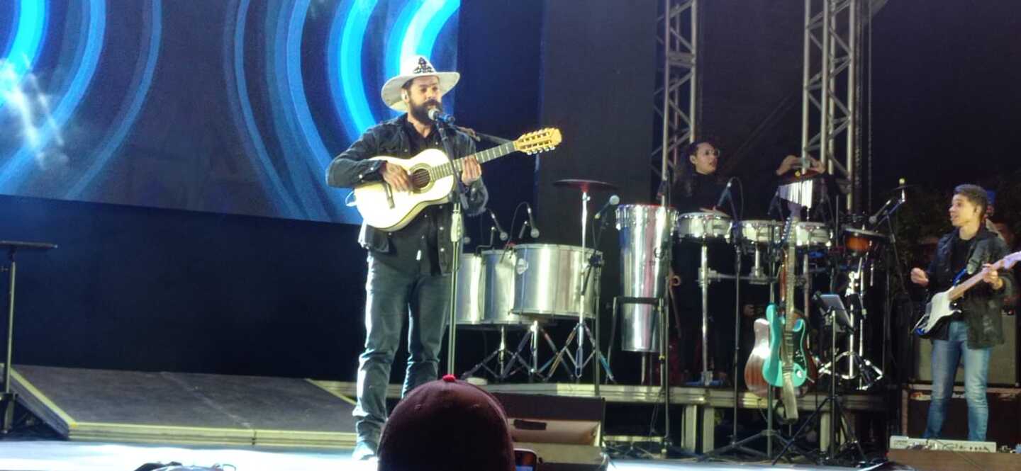 A dupla subiu ao palco &agrave;s 20 horas