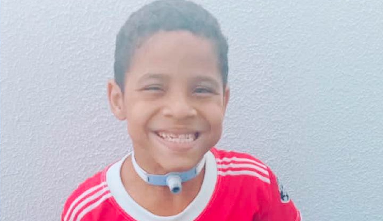 João Miguel espera cirurgia há seis meses 