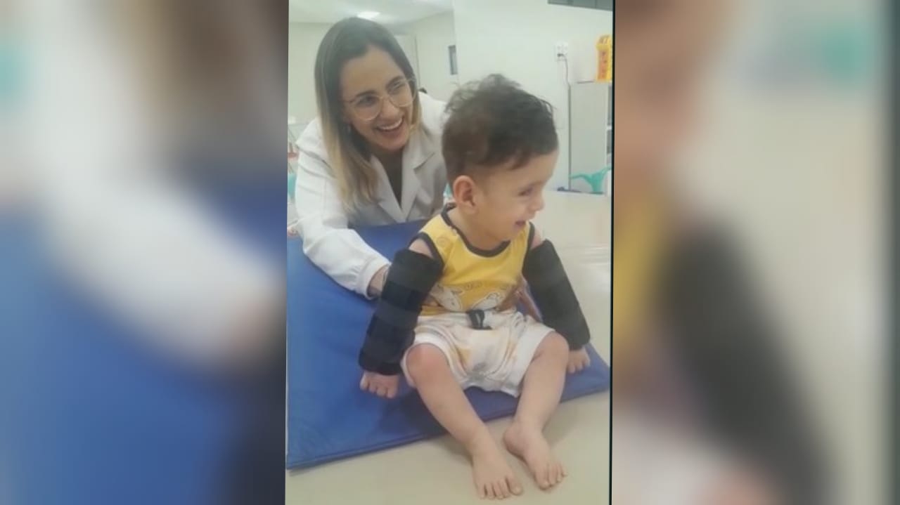 Bebê faz diversos tratamentos e mãe 