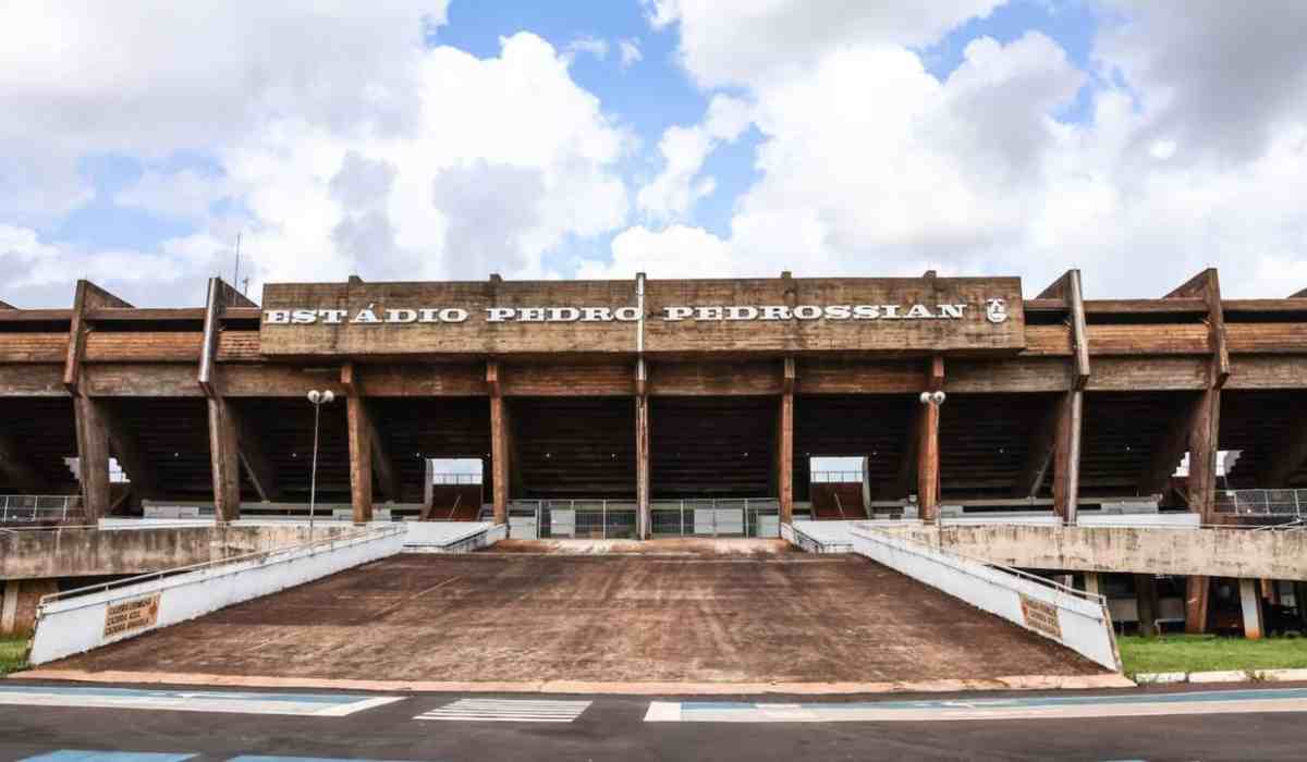 Estádio Morenão