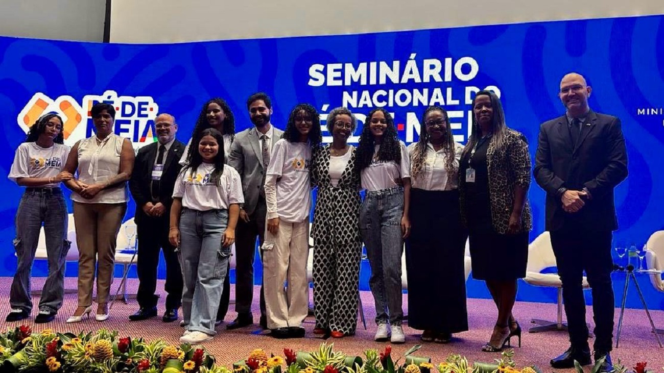 Secretário representou todos os colegas do País 