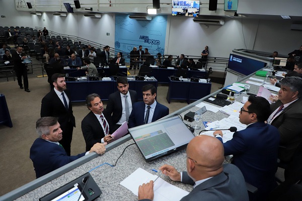 Tavares (esq.) e Fábio dividiram projeto na Capital