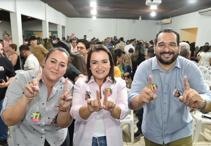 Secretário emplacou esposa no gabinete de Lídio